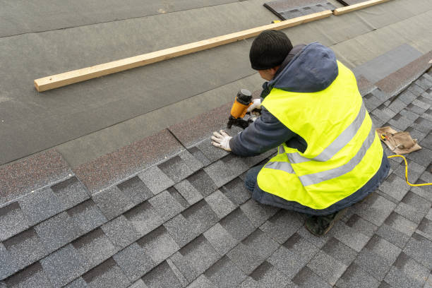 Best Tile Roofing Contractor  in Lynn, IN
